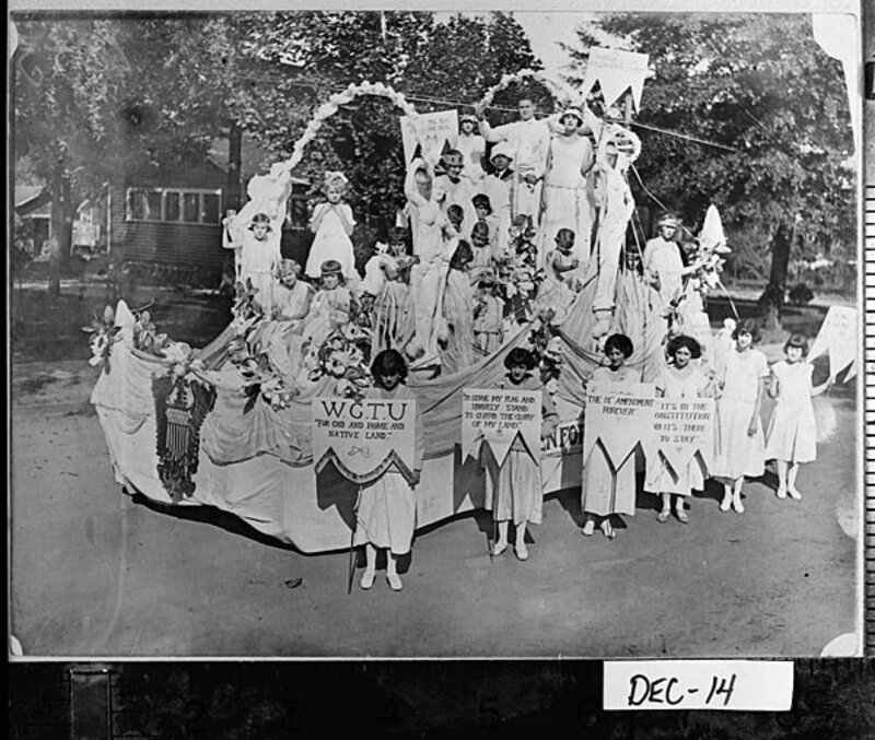 [Photograph Woman's Christian Temperance Union float for the Decatur County Centennial parade, Bainbridge, Decatur County, Georgia, 1923]